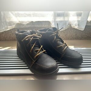 Columbia Moc Toe Lace Up Ankle Boots Flannel Interior Men’s Size 4